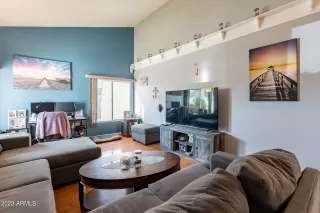 Photo #6: 6593062 Listing