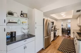 Photo #5: 6593065 Listing