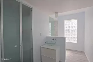 Photo #4: 6593085 Listing