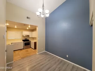 Photo #5: 6593148 Listing