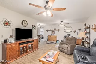 Photo #2: 6593235 Listing 