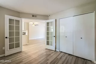 Photo #5: 6593238 Listing