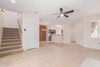 Photo #5: 6593343 Listing