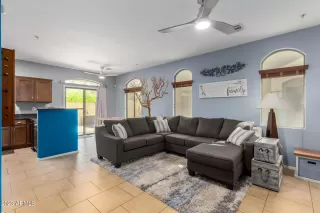 Photo #5: 6593452 Listing