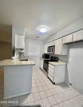 Photo #4: 6593453 Listing 