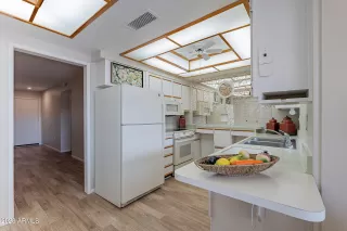 Photo #6: 6594084 Listing 