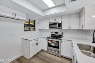 Photo #4: 6594121 Listing