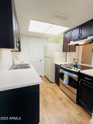 Photo #6: 6594186 Listing 