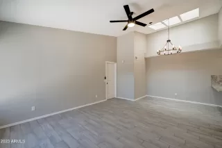 Photo #3: 6594244 Listing 