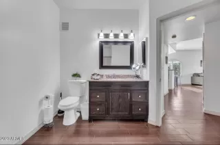 Photo #5: 6594267 Listing 