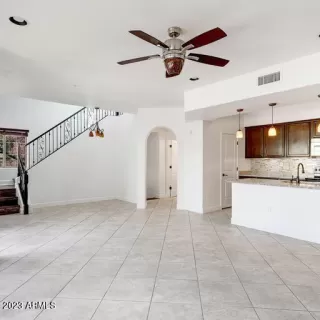 Photo #2: 6594359 Listing