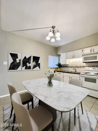 Photo #2: 6594400 Listing