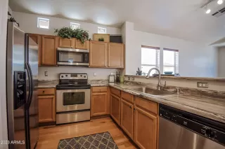 Photo #6: 6594527 Listing 