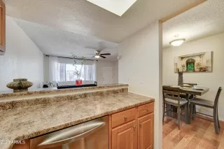 Photo #3: 6594551 Listing