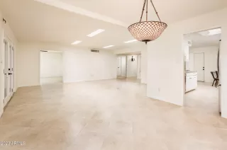 Photo #3: 6594627 Listing 
