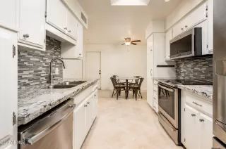 Photo #4: 6594627 Listing 