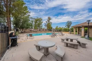 Photo #4: 6594682 Listing