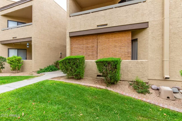 MLS: 6594893 Condo For Sale