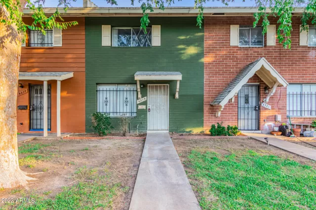 MLS: 6594903 Condo For Sale