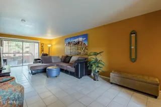 Photo #3: 6595130 Listing 