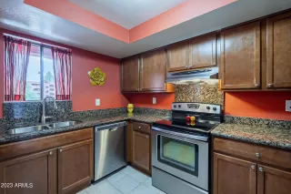 Photo #6: 6595130 Listing 