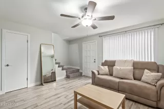 Photo #6: 6595169 Listing 