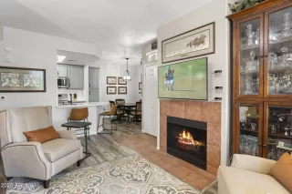 Photo #2: 6595366 Listing