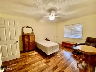 Photo #6: 6595488 Listing