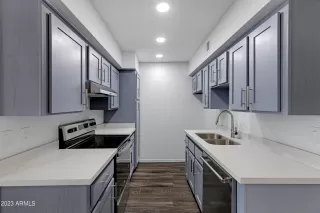 Photo #6: 6595720 Listing