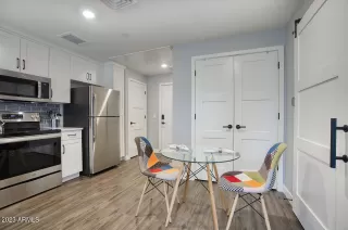 Photo #6: 6595761 Listing 