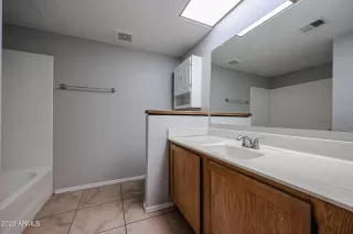 Photo #3: 6595807 Listing