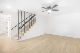 Photo #4: 6595953 Listing 