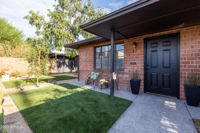 MLS: 6596036 Condo For Sale