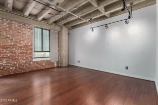 Photo #1: 6596080 Listing 