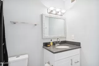 Photo #6: 6596152 Listing