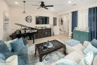 Photo #4: 6596178 Listing 