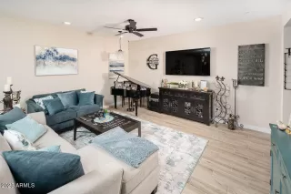 Photo #5: 6596178 Listing 