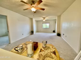 Photo #4: 6596343 Listing