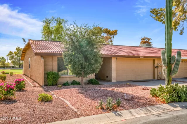 MLS: 6596362 Condo For Sale