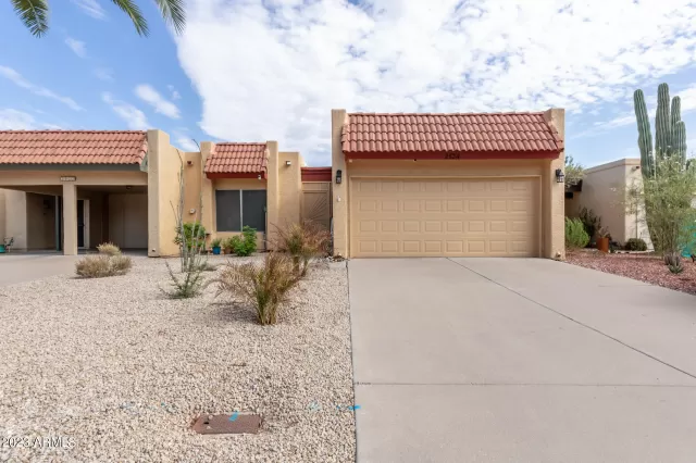 MLS: 6596394 Condo For Sale