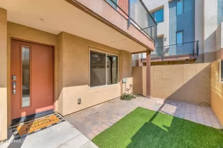 Photo #2: 6596680 Listing