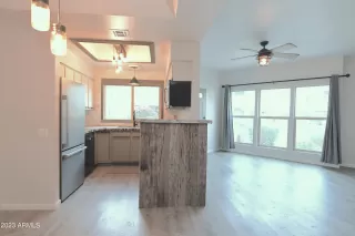 Photo #4: 6596829 Listing