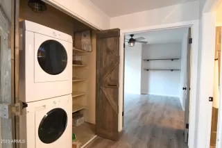 Photo #6: 6596829 Listing