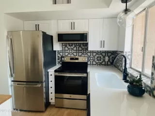 Photo #4: 6596837 Listing