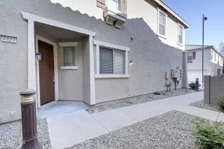 Photo #2: 6596937 Listing