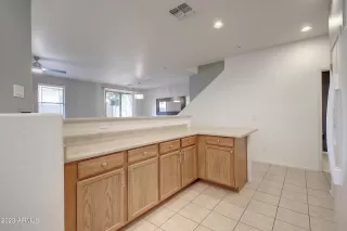 Photo #6: 6596937 Listing