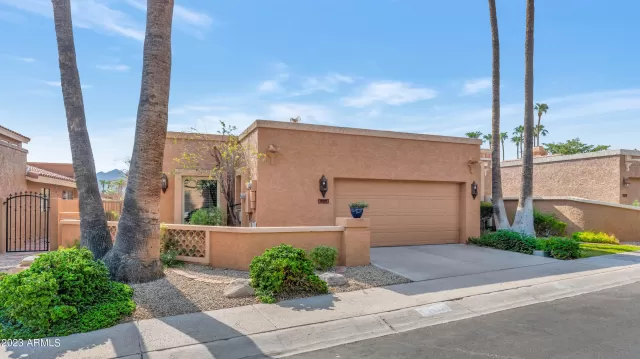 MLS: 6596943 Condo For Sale