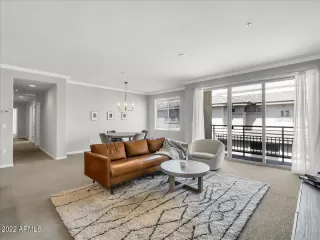 Photo #2: 6596970 Listing 