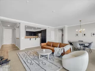 Photo #3: 6596970 Listing 