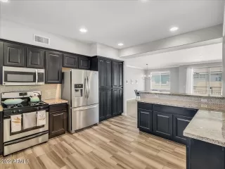 Photo #5: 6596970 Listing 